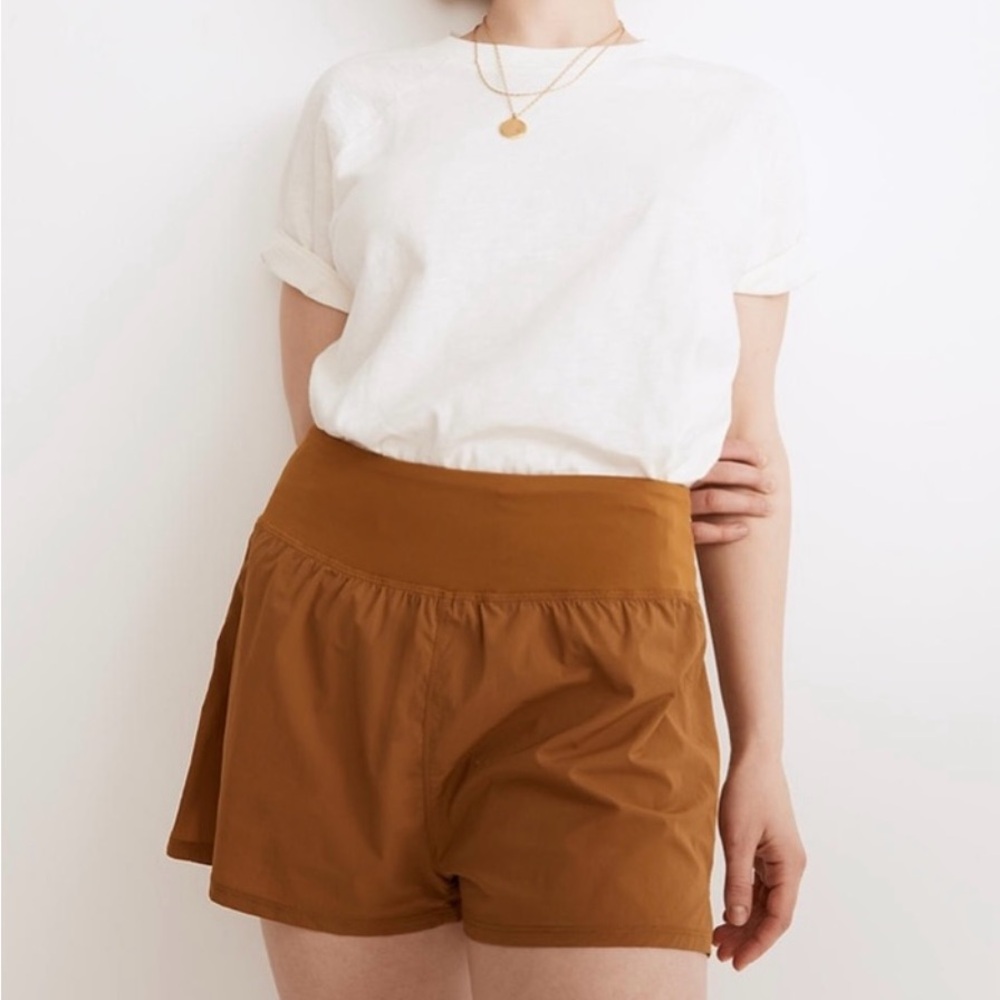 MWL Madewell Active Running Shorts Antique Gold